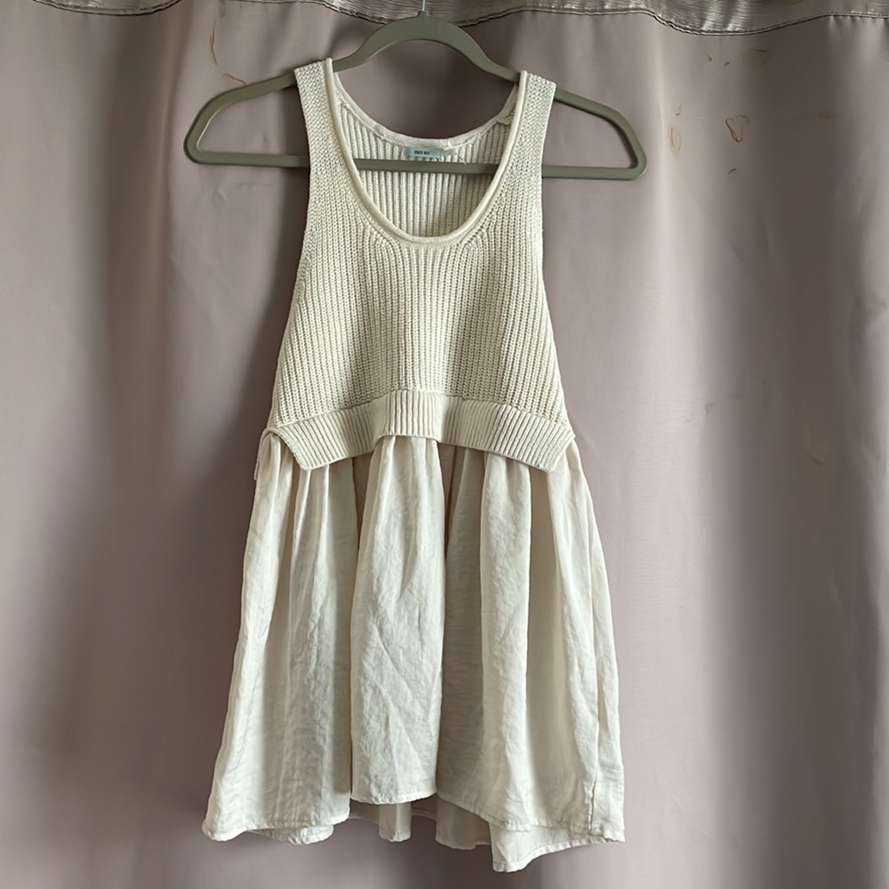 Super Cute Urban Outfitters Kimchi Blue sleeveless babydoll spring mini dress - Picture 2 of 3